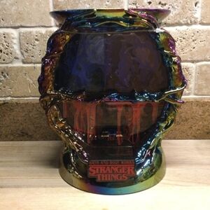 🆕️ Bath & Body Works Stranger Things Candle Holder